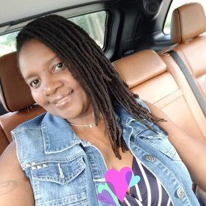 Meet your Posher, Lenore